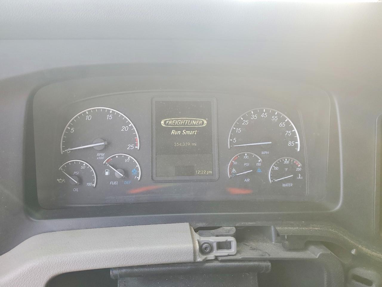 2021 Freightliner Cascadia 126 Semi Truck