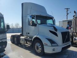 Salvage trucks for sale at Lexington, KY auction: 2020 Volvo VNR Semi Truck