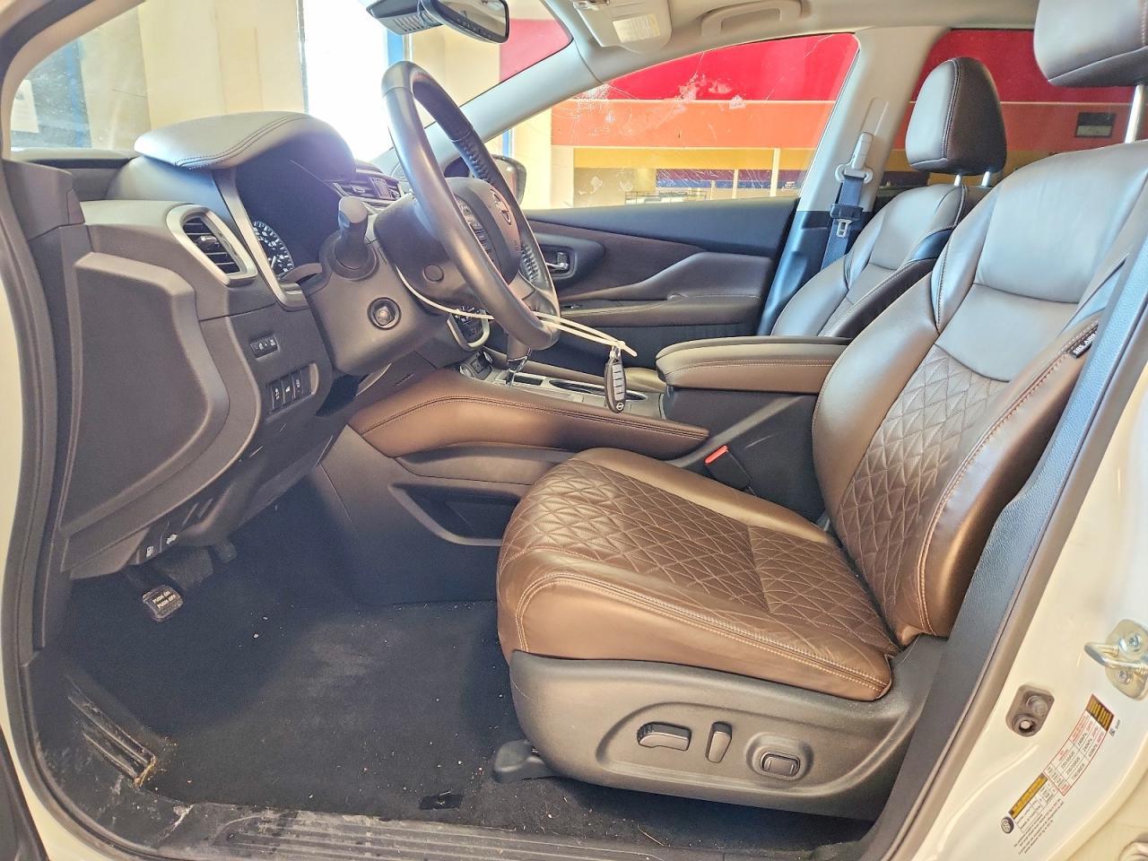 2023 Niss Murano Platinum