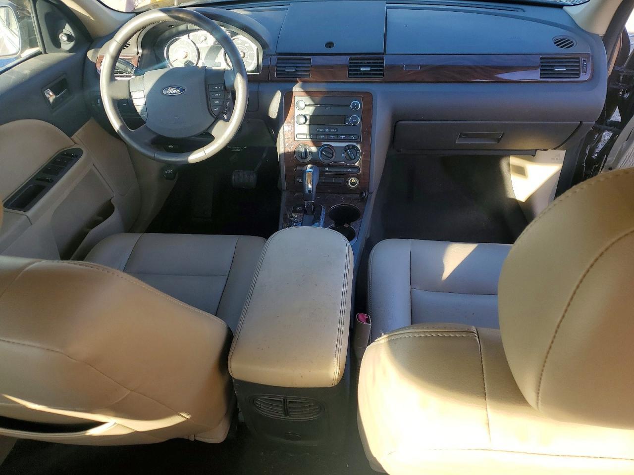 2009 Ford Taurus se