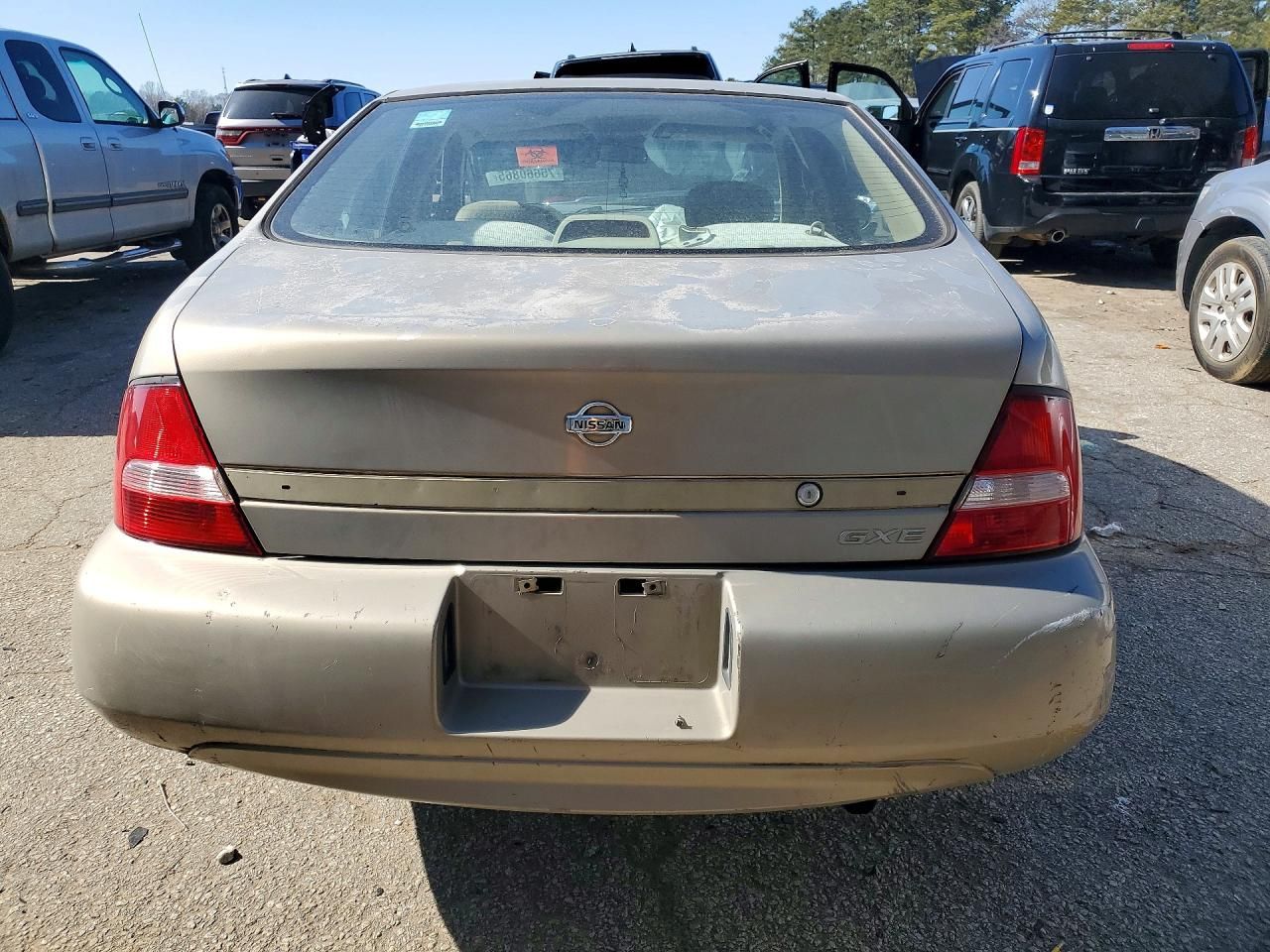 2001 Nissan Altima xe