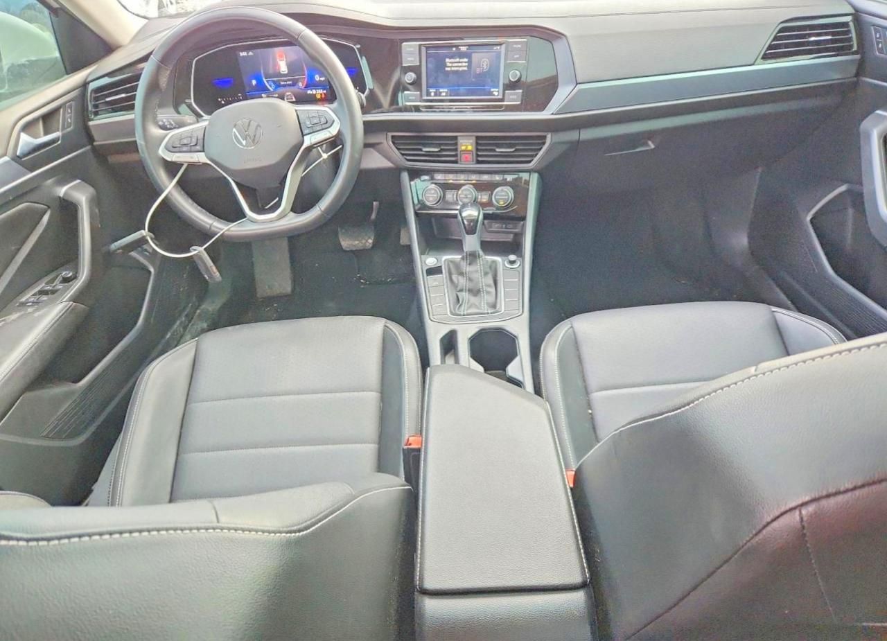 2022 Volkswagen Jetta se