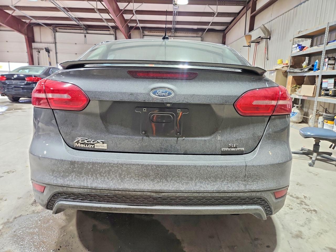 2016 Ford Focus se
