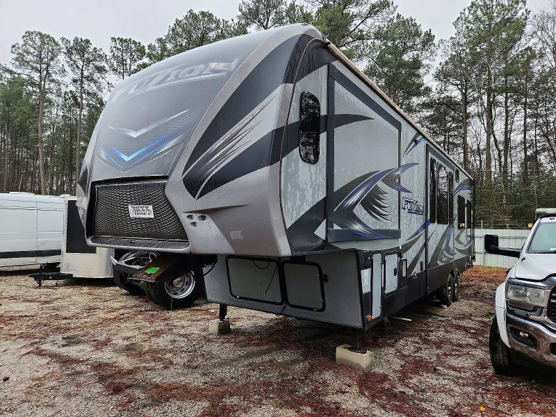 2016 Keystone Fuzion Camper