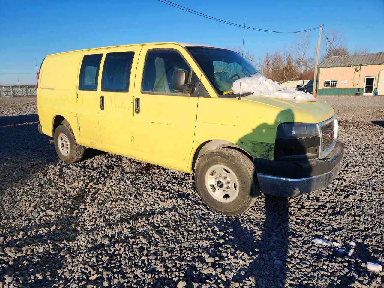 2016 GMC Savana