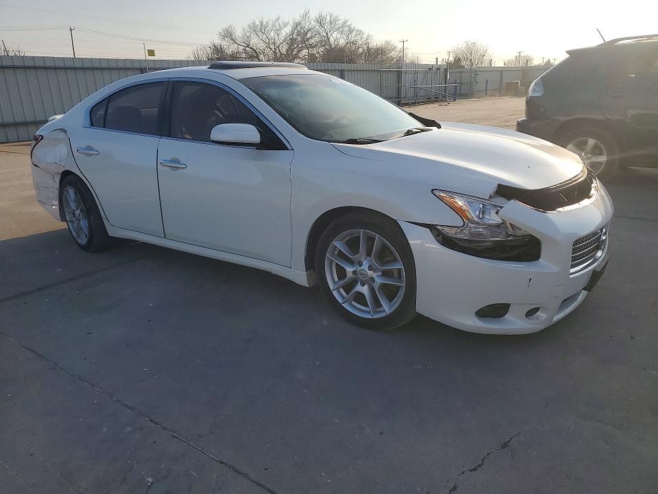 2009 Nissan Maxima s