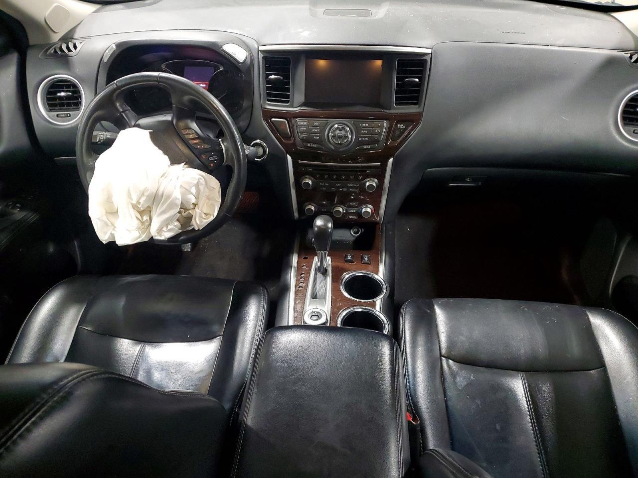 2015 Nissan Pathfinder s