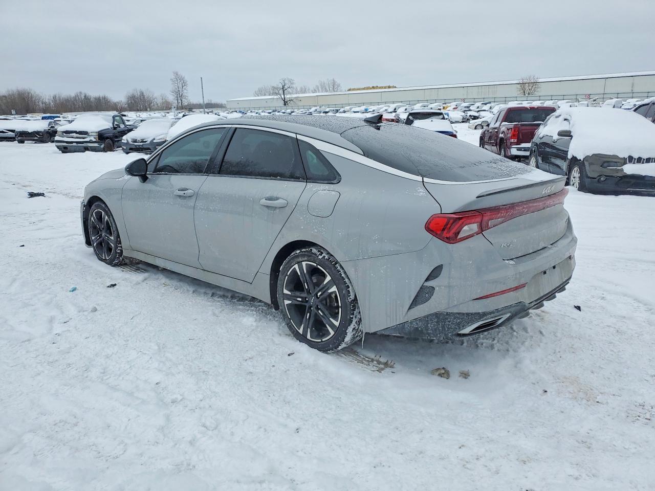 2022 KIA K5 gt Line