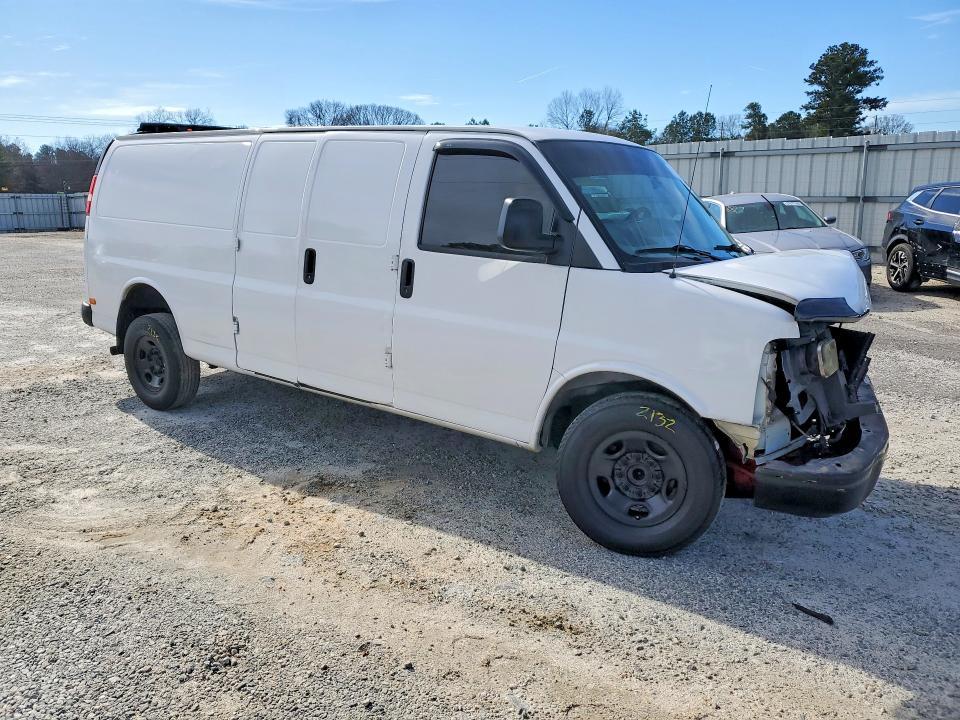 2008 GMC Savana 3500 Delivery Van