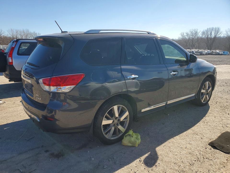 2014 Nissan Pathfinder s