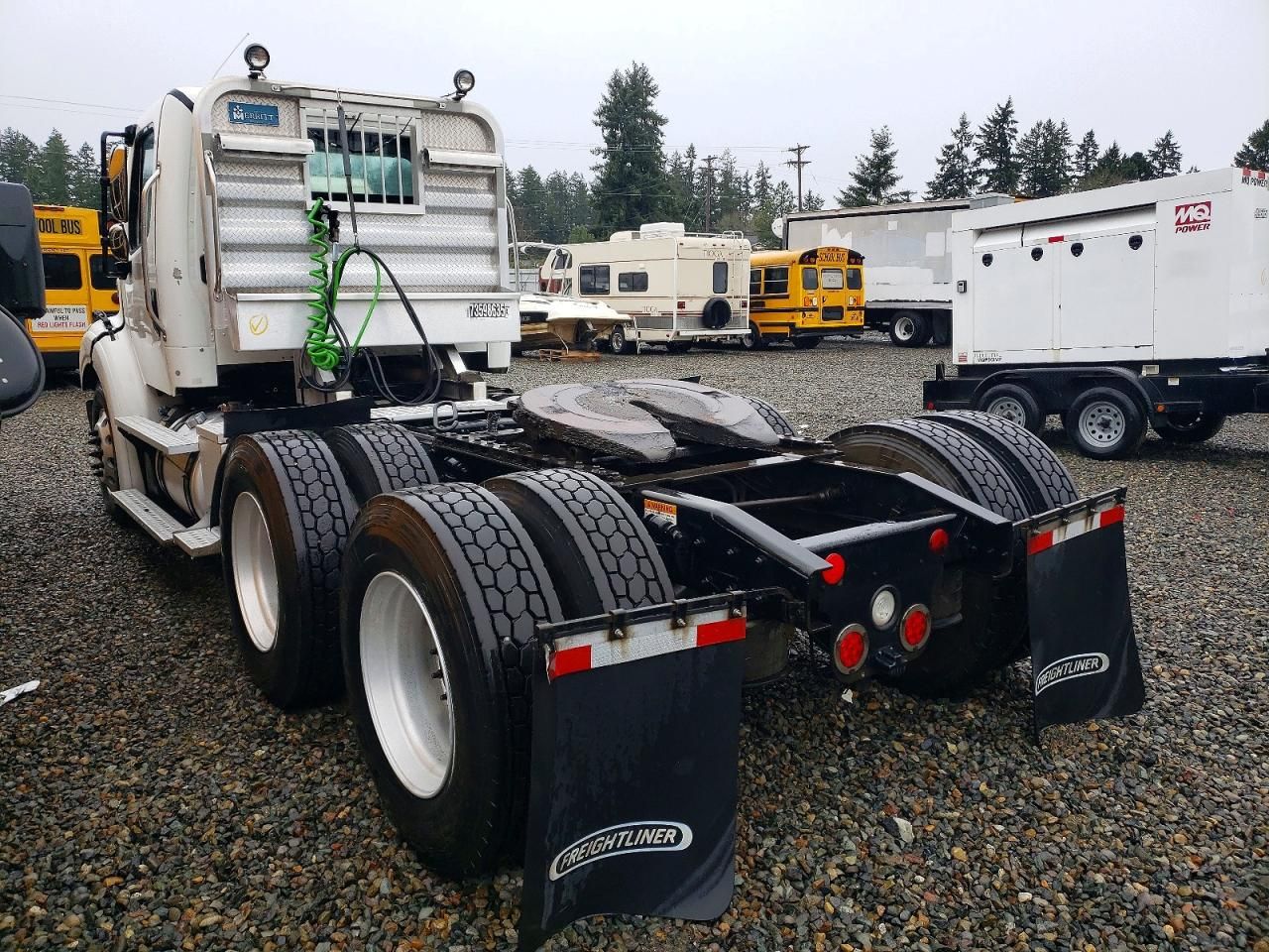 2016 Freightliner Business Class M2 Semi Truck