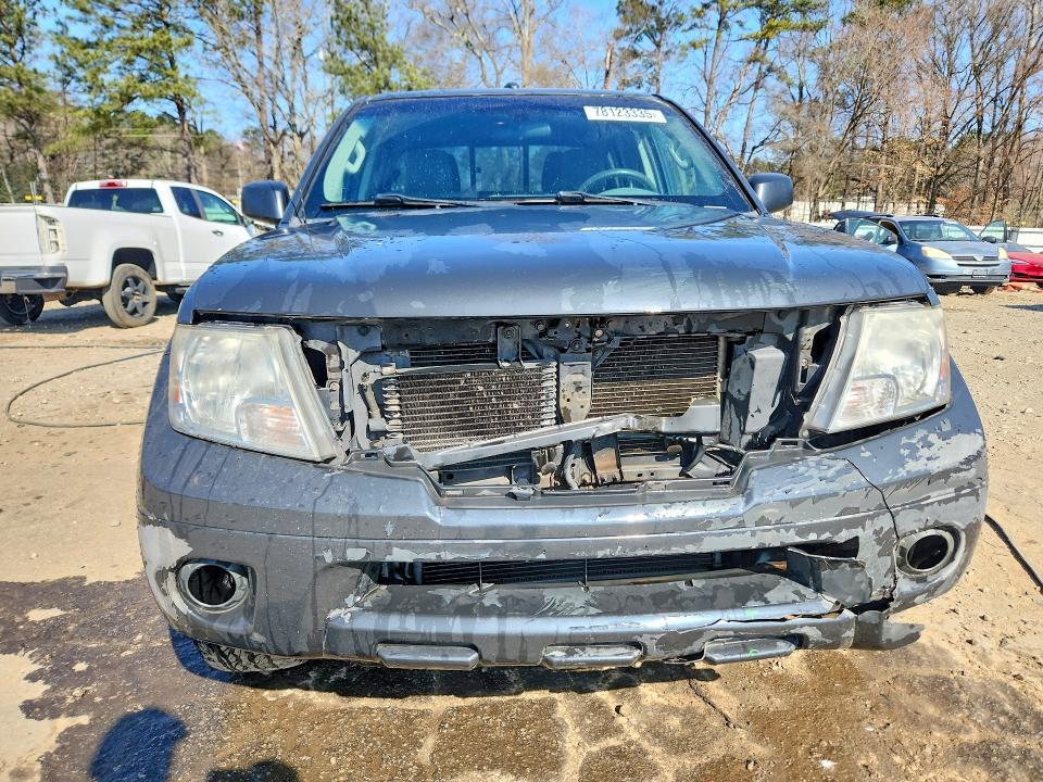2014 Nissan Frontier SV