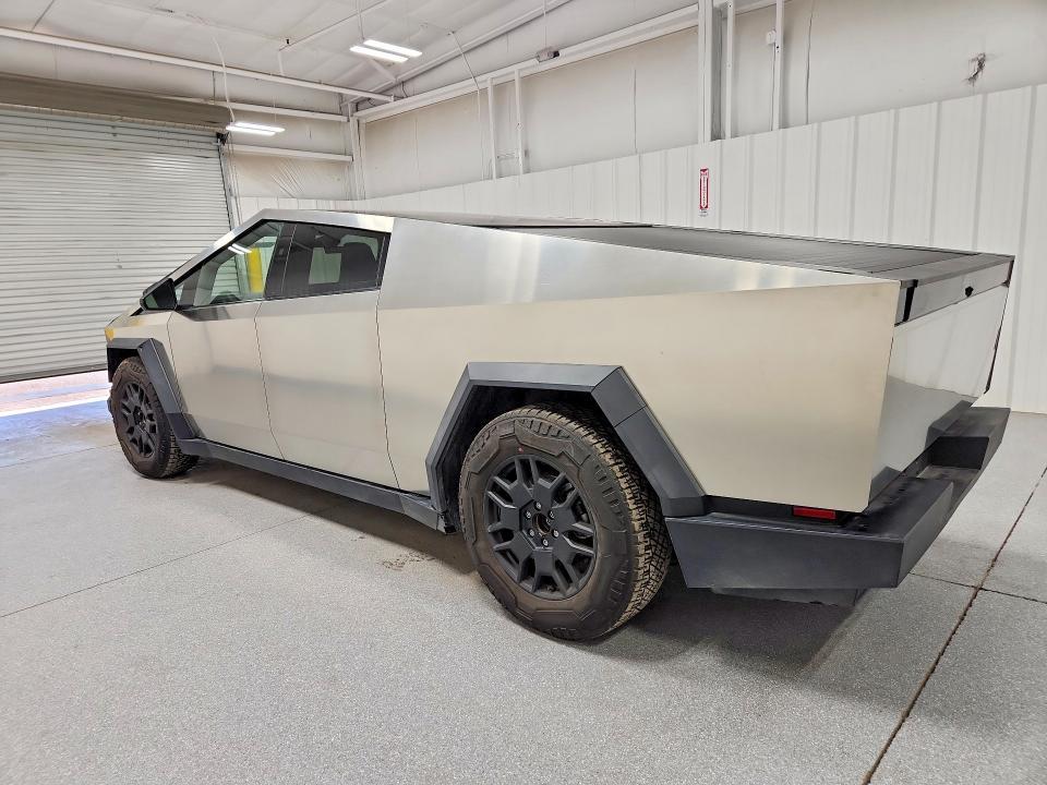 2024 Tesla Cybertruck