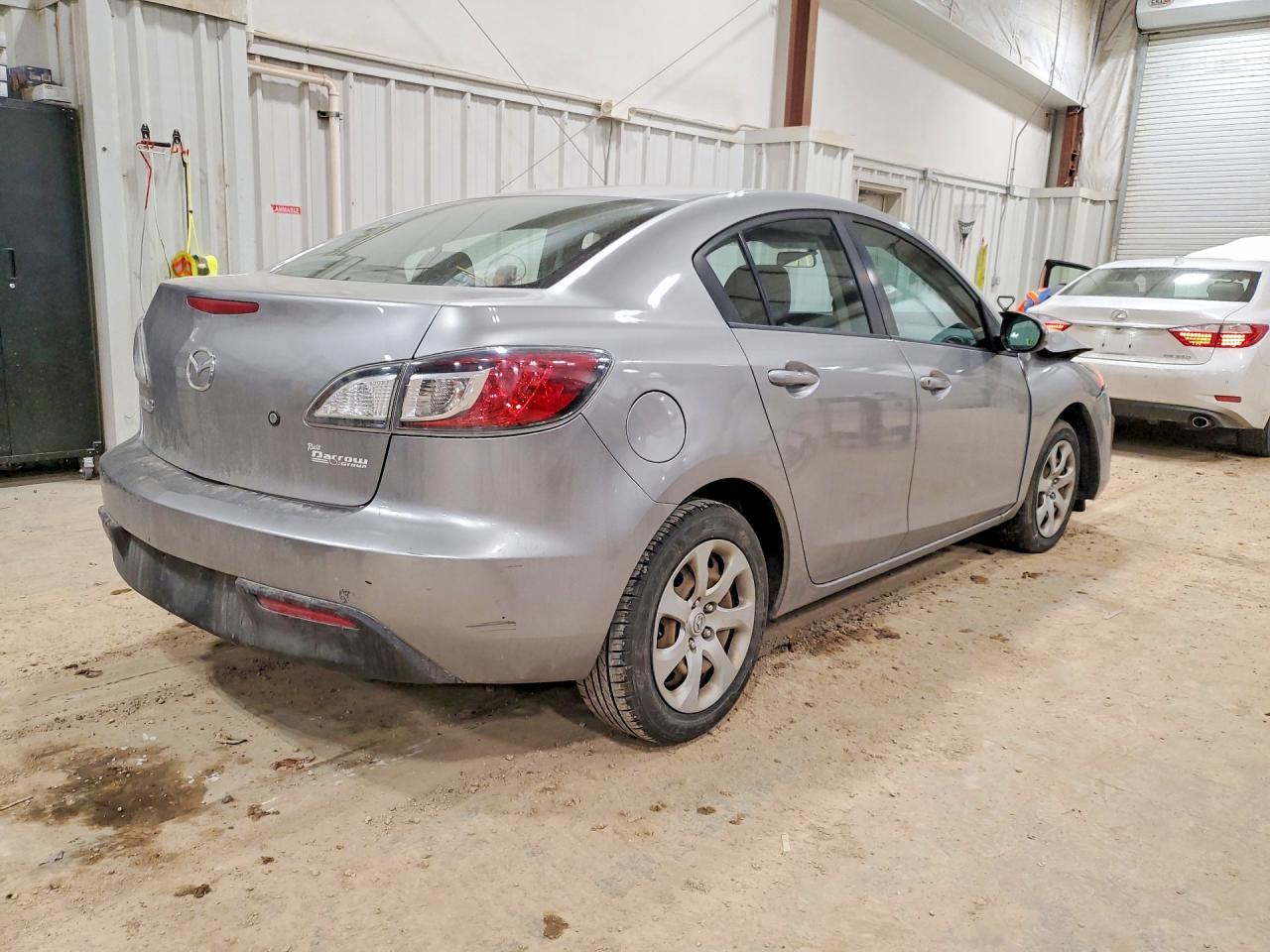 2010 Mazda 3 I