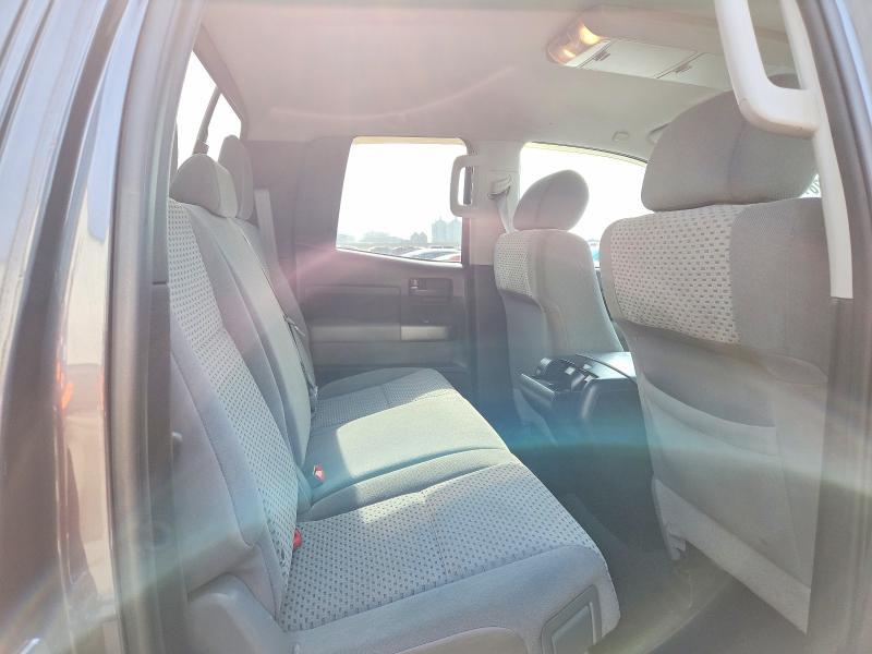 2013 Toyota Tundra Double cab SR5