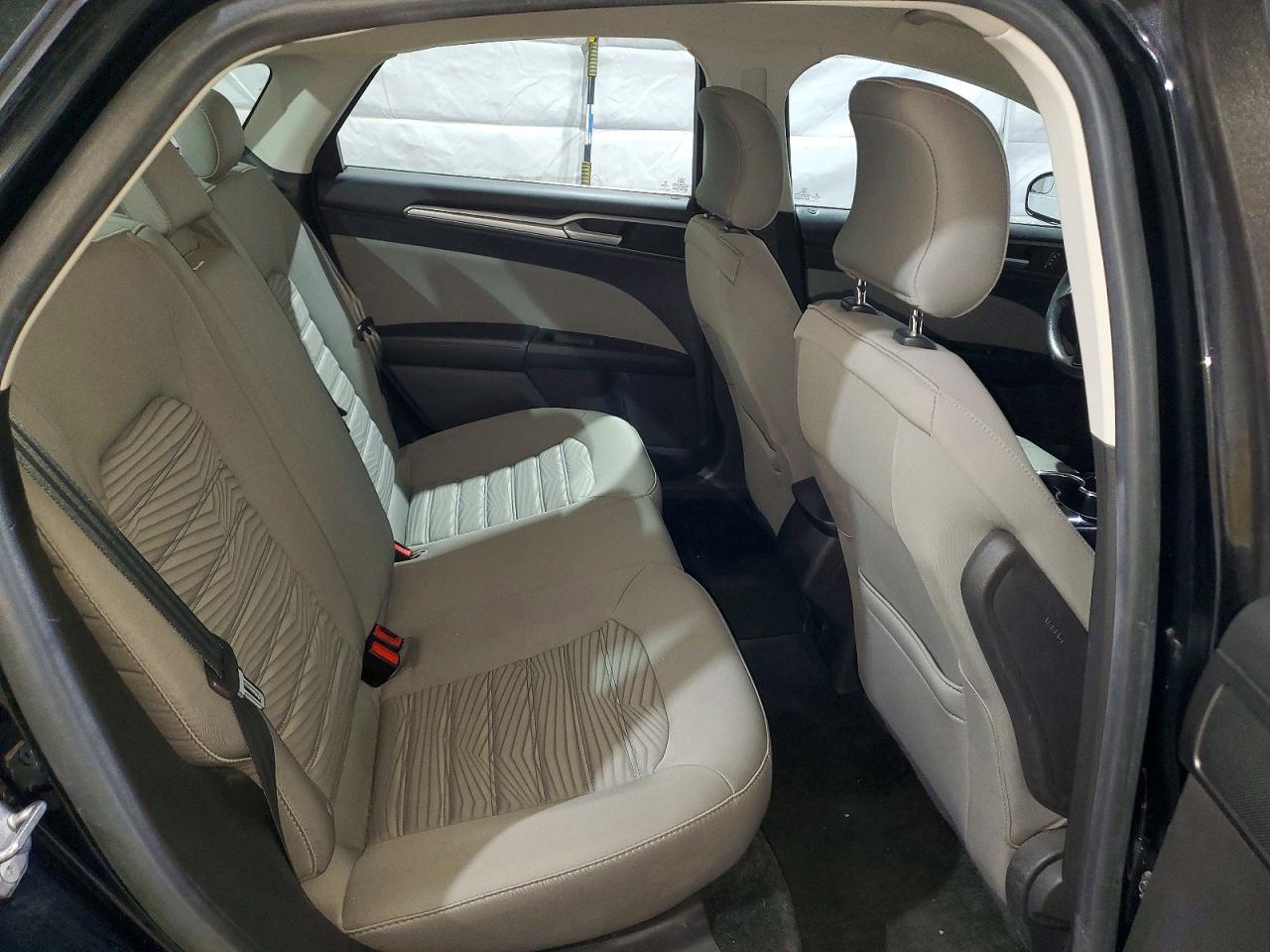 2016 Ford Fusion s