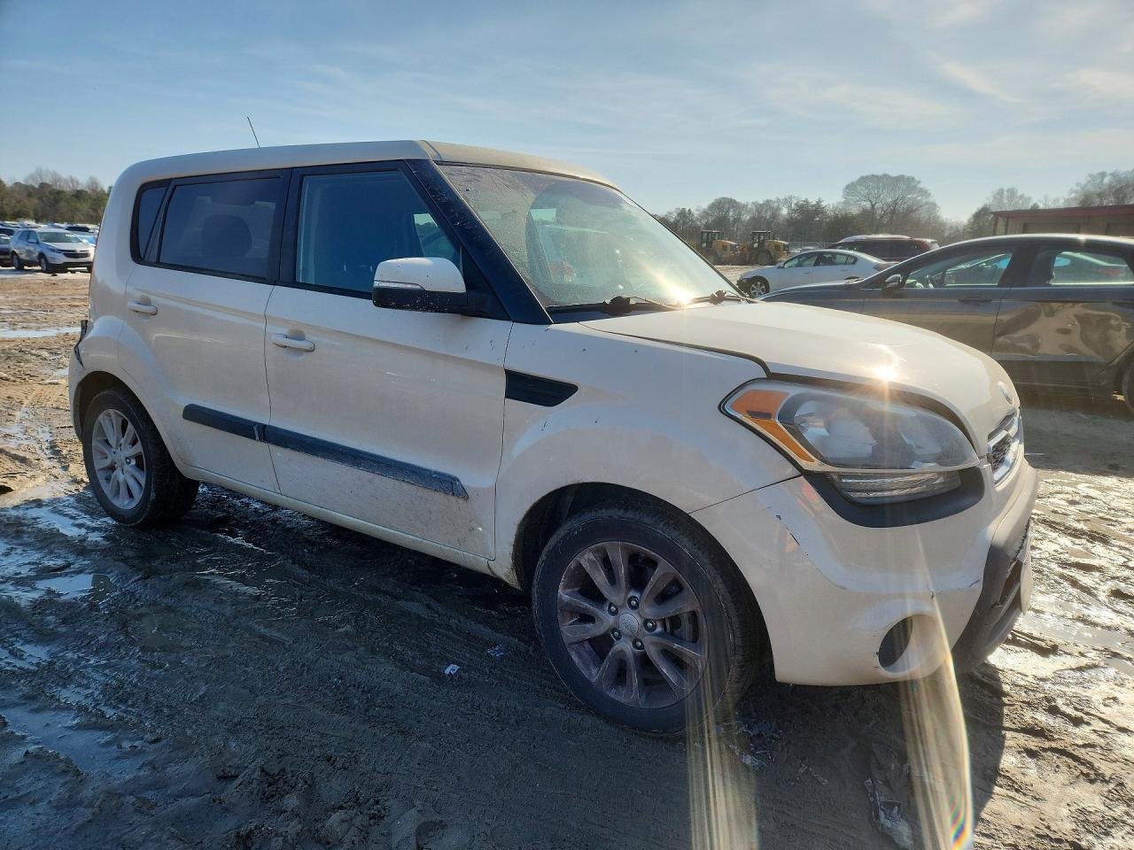 2013 KIA Soul +