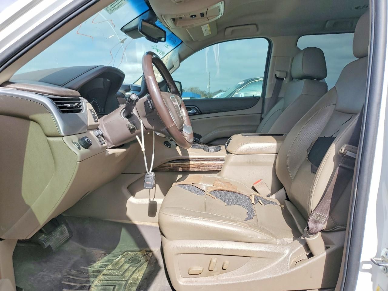 2017 GMC Yukon xl C1500 slt