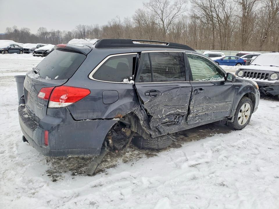 2012 Subaru Outback 3.6r