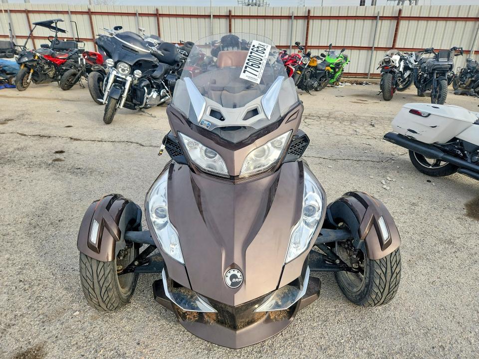 2013 Can-Am Spyder Roadster RT