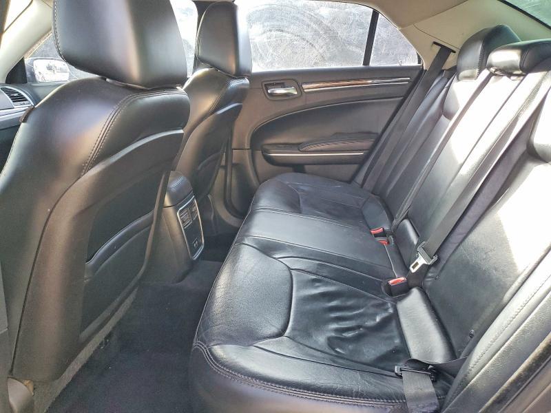 2015 Chrysler 300 Limited