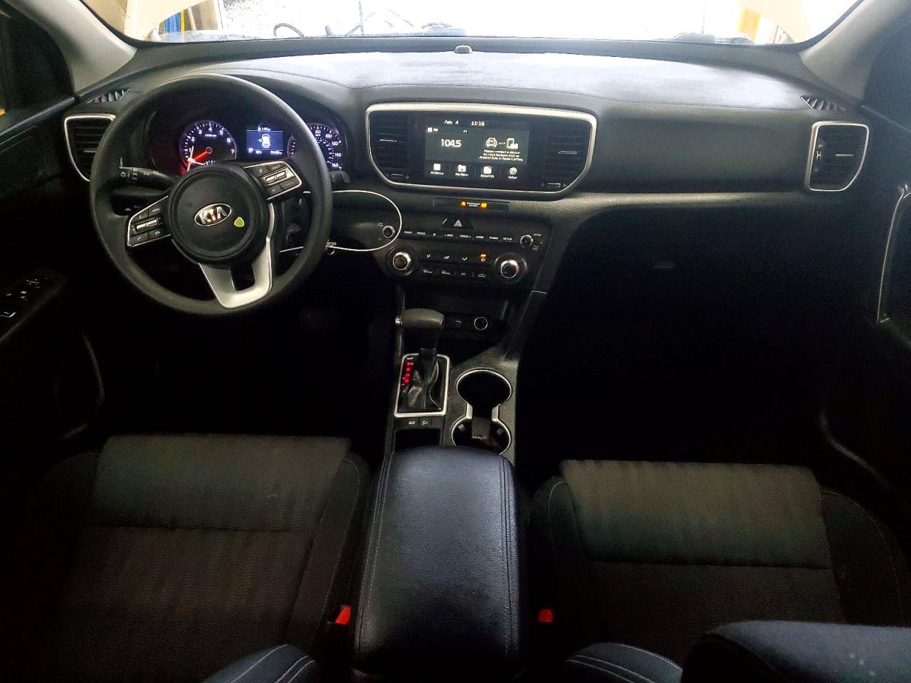 2022 KIA Sportage lx