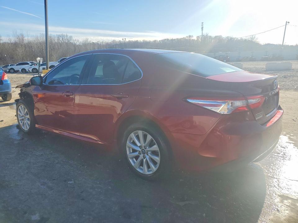 2018 Toyota Camry le