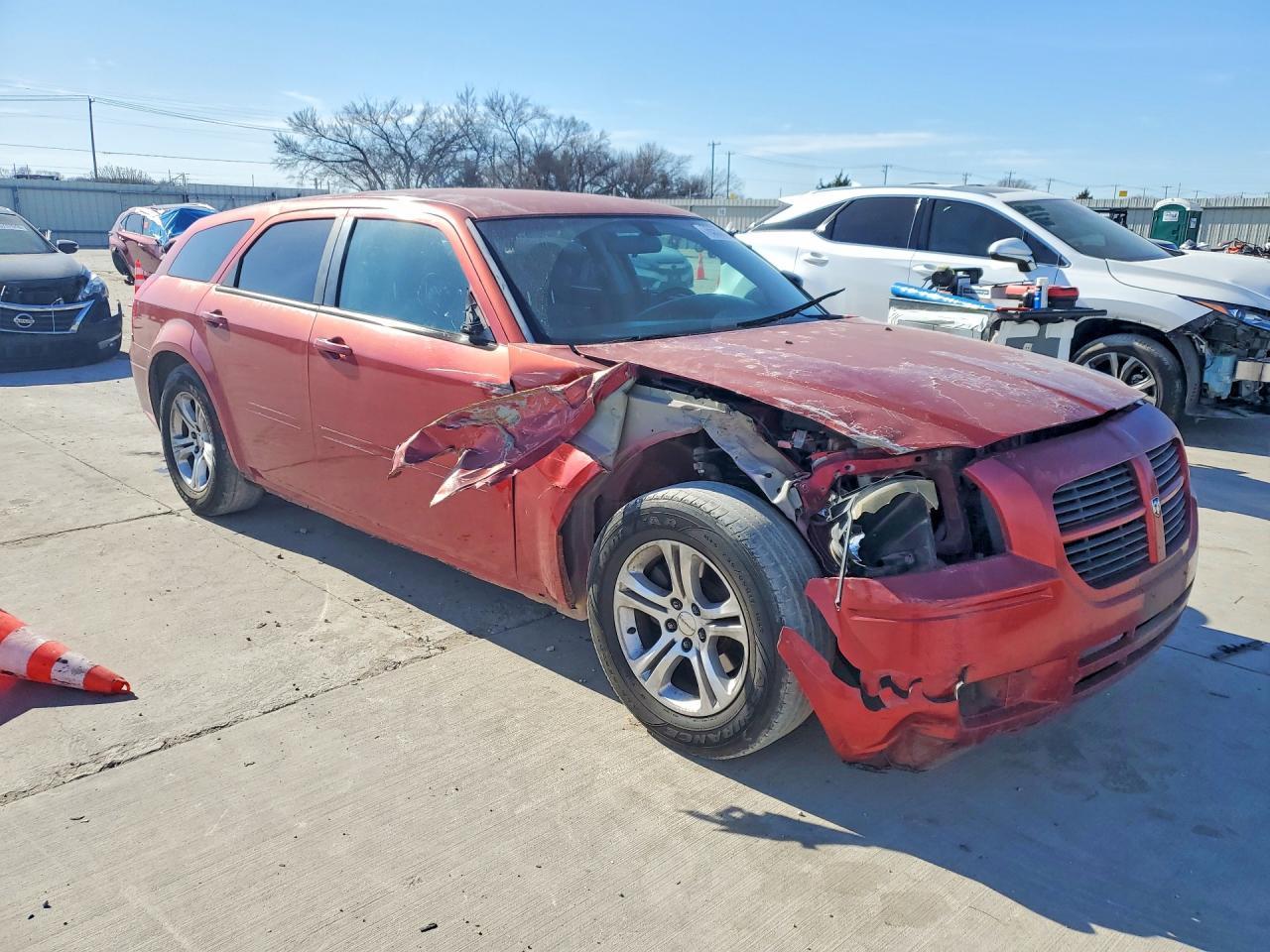 2005 Dodge Magnum sxt