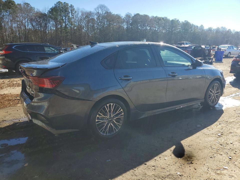 2024 KIA Forte