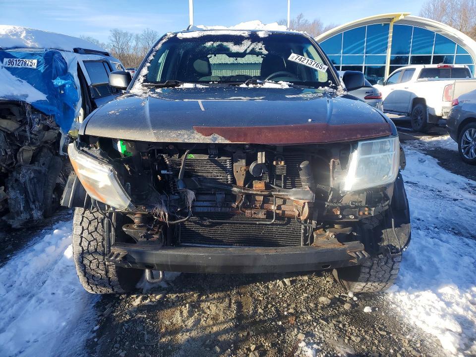 2005 Nissan Pathfinder le