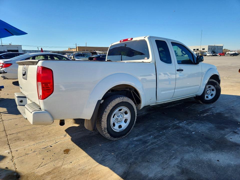 2018 Nissan Frontier s