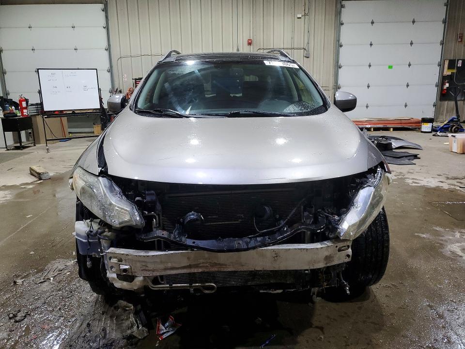 2012 Nissan Murano s