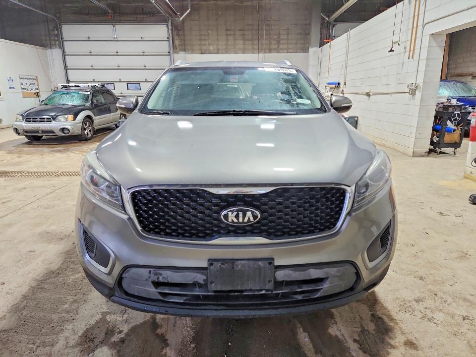 2016 KIA Sorento lx