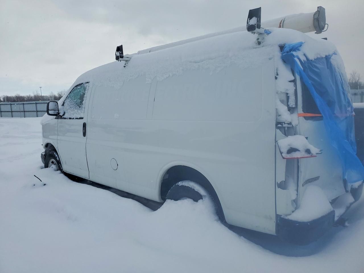 2023 Chevrolet Express G2500