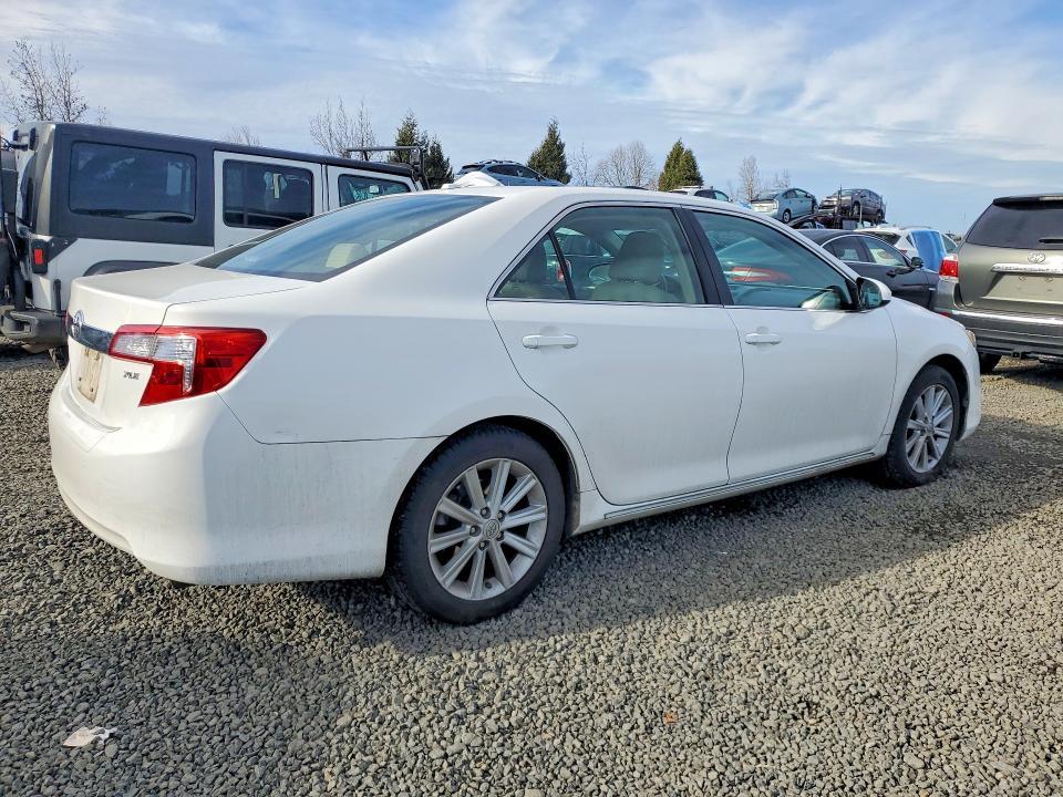 2013 Toyota Camry l