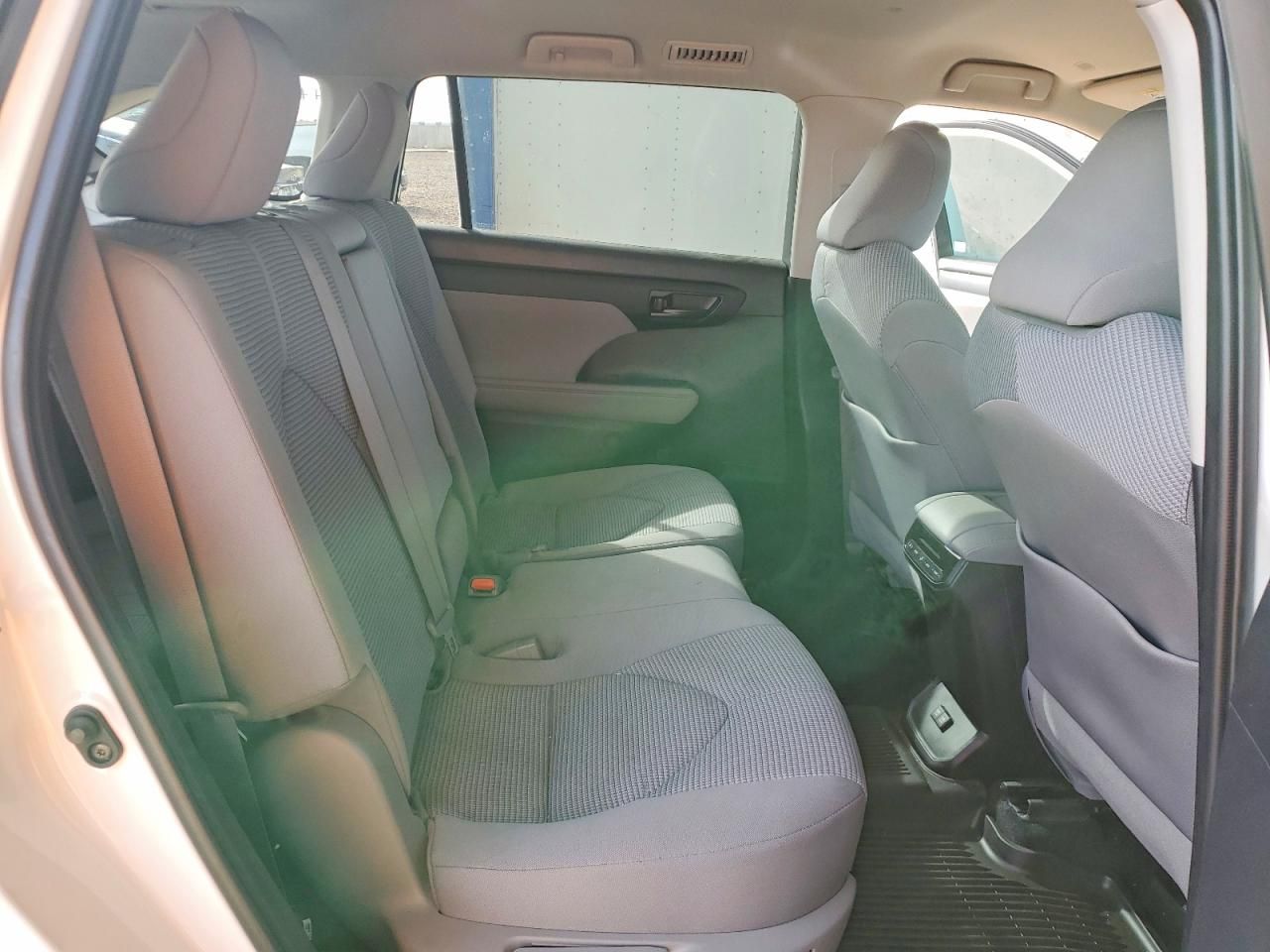 2021 Toyota Highlander l