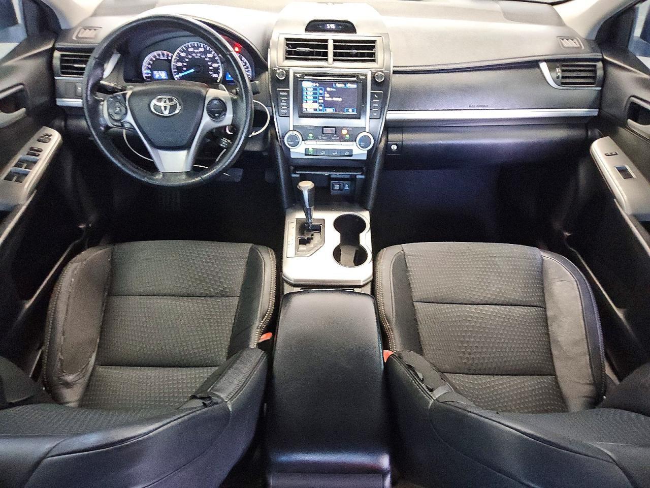 2013 Toyota Camry se