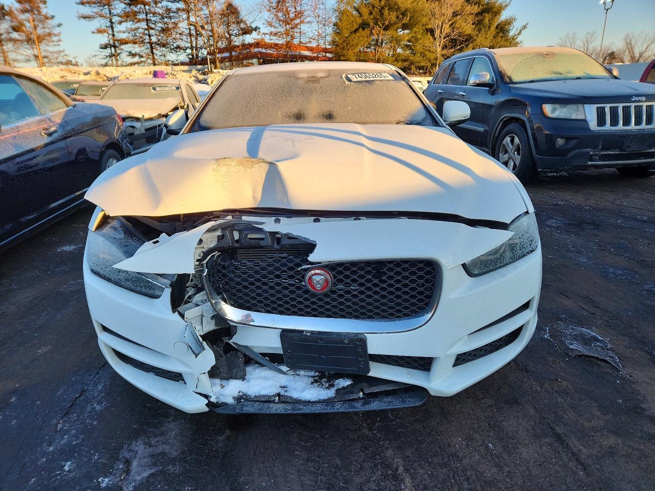 2017 Jaguar Xe Premium