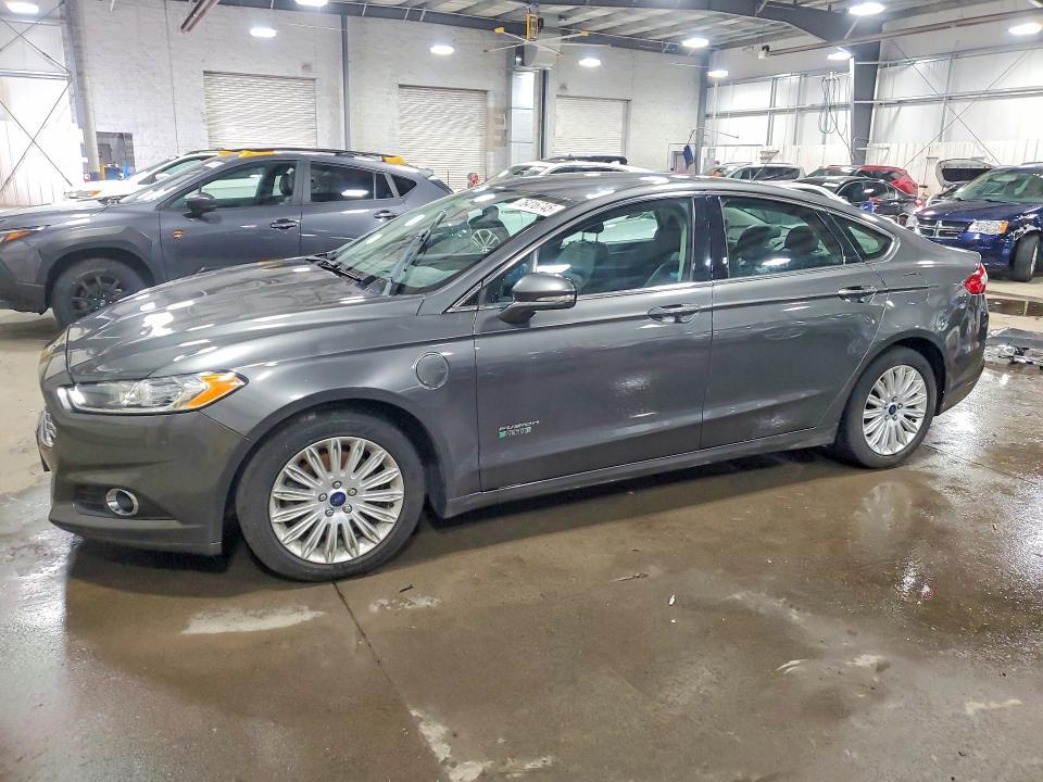 2016 Ford Fusion se Phev