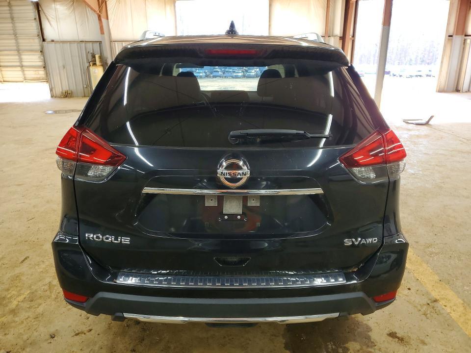 2018 Niss Rogue Sport sv awd