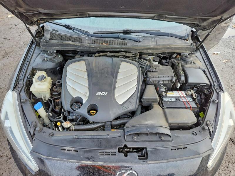 2015 KIA Cadenza Premium