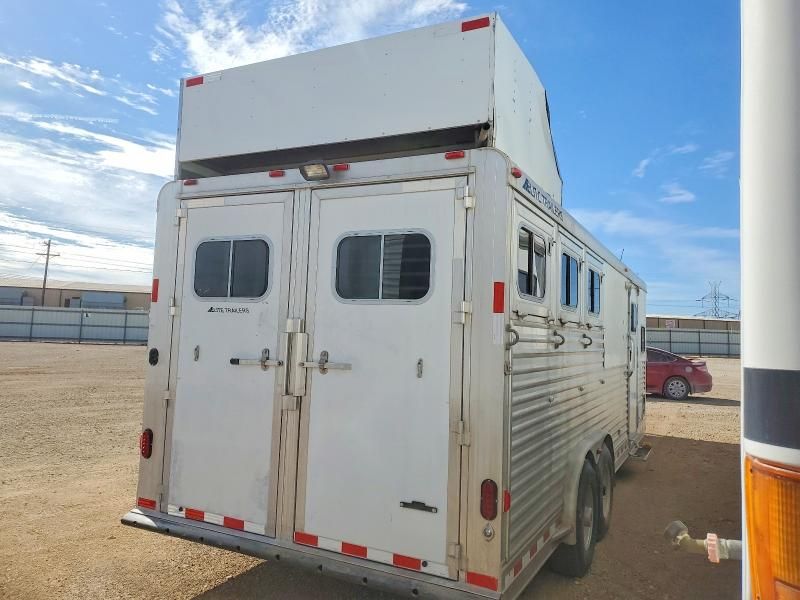 2007 Elite Trailer-Horse Trailer