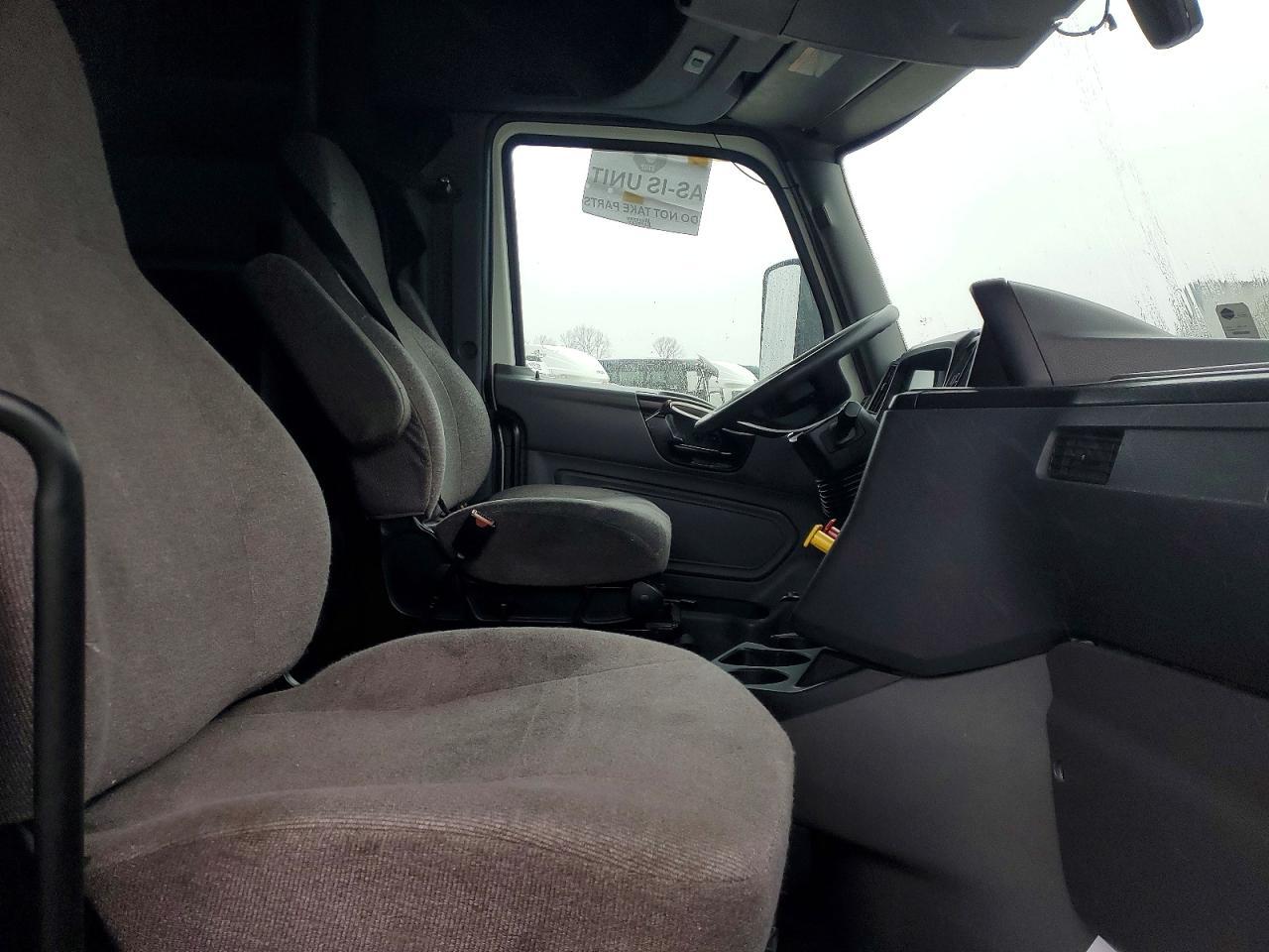2022 International LT625 Semi Truck