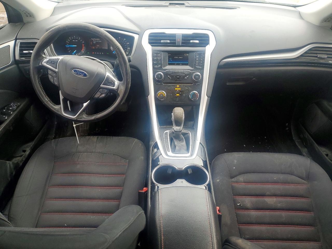 2015 Ford Fusion se