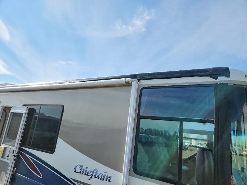 2003 Other 2003 Workhorse Custom Chassis Motorhome Chassis W2