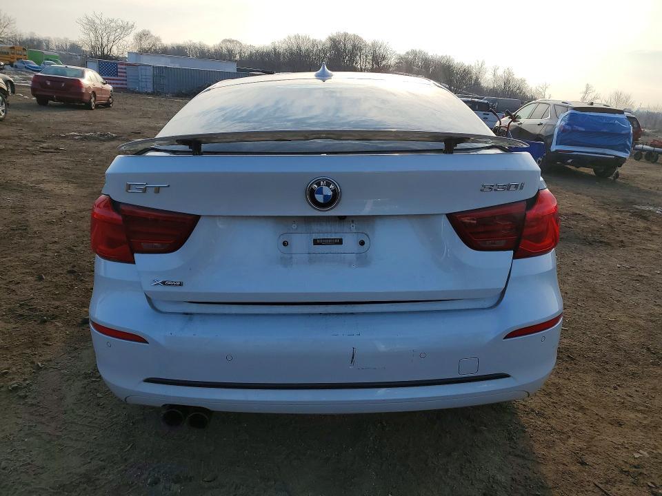 2017 BMW 330 Xigt
