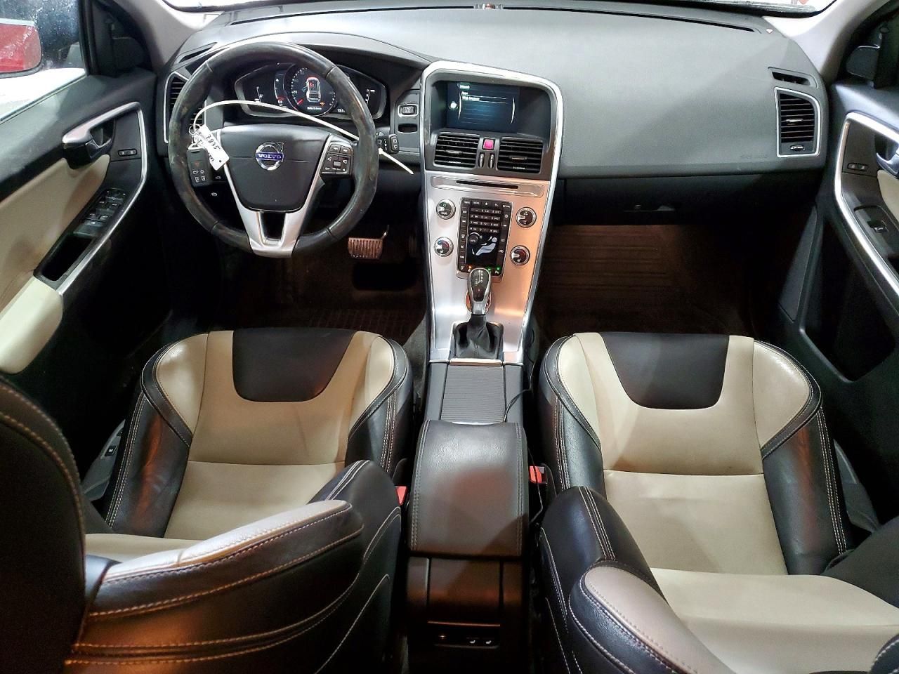 2017 Volvo Xc60 T5 Dynamic