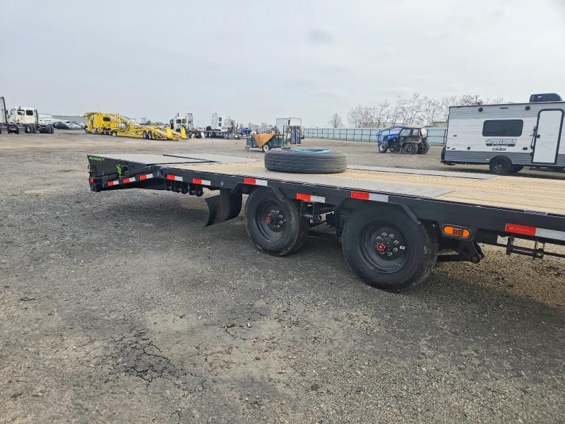 2026 Load Trail Equipment Trailer