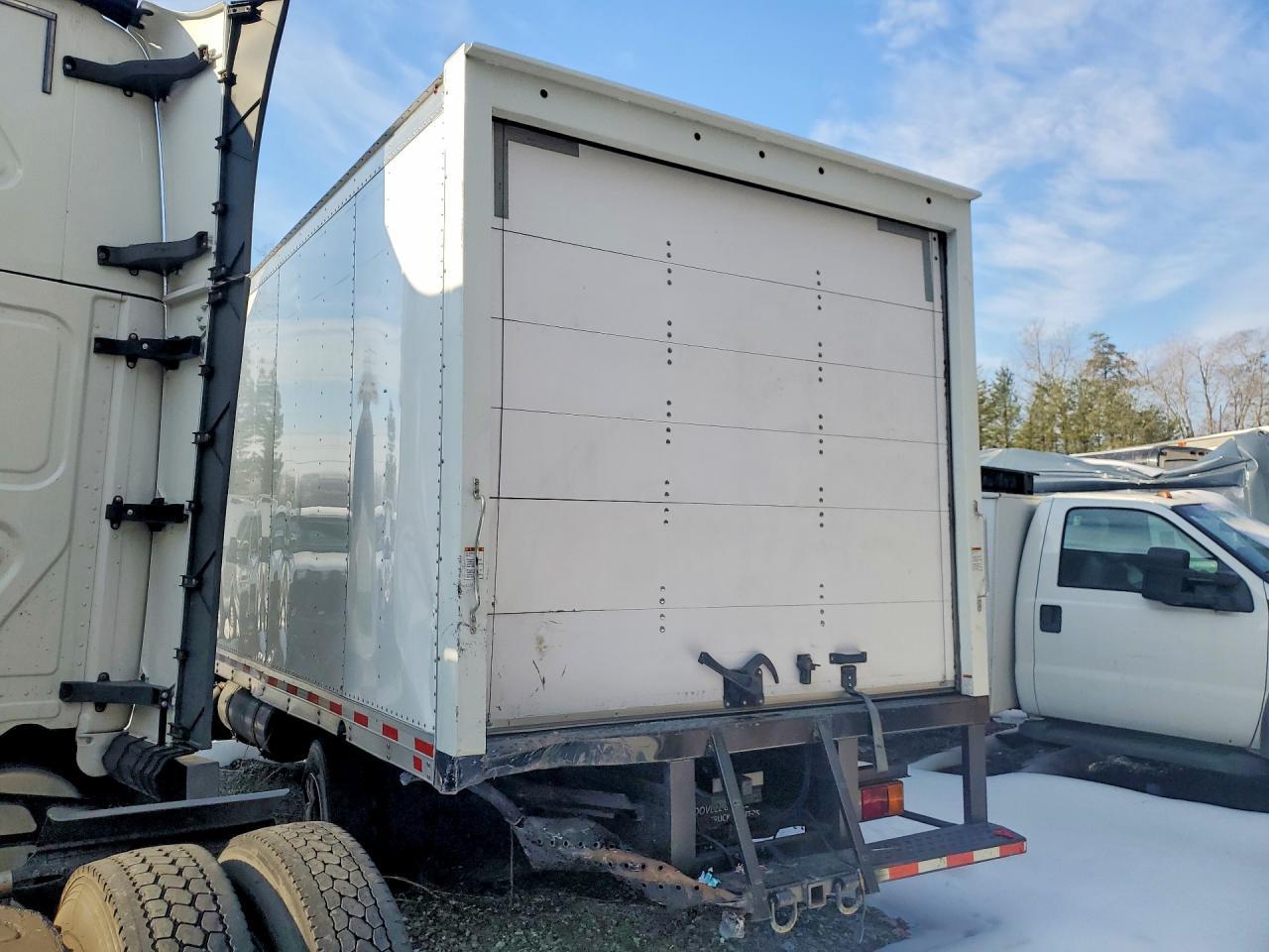 2022 Isuzu NPR HD