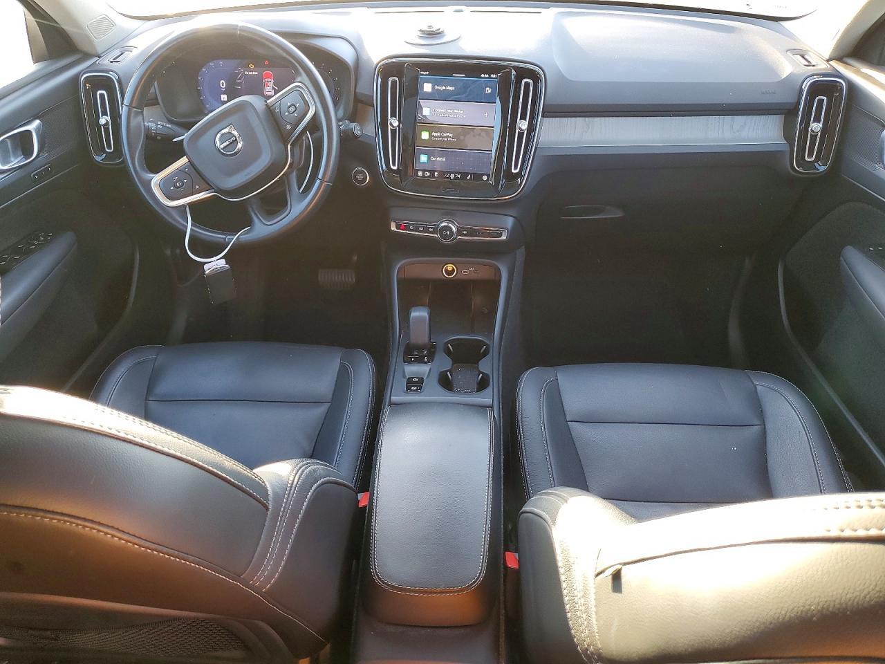 2024 Volvo Xc40 Core